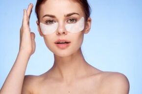 mascarilla para rejuvenecer la piel alrededor de los ojos